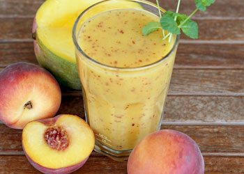 Peach-smoothies