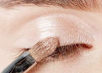 Start with a light eyeshadow