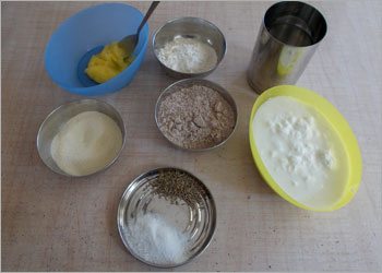 Ingredients-needed-for-ragi-dosa