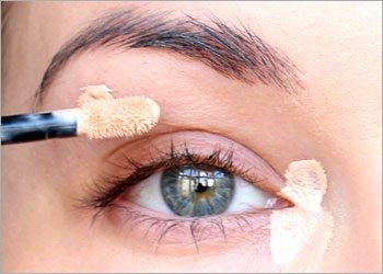 eyeshadow for brown eyes step by step