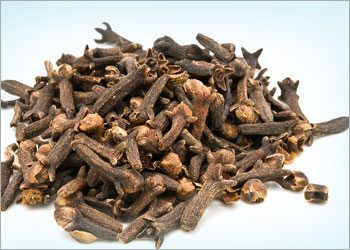 Cloves-for-cuts-and-burns-home-remedies